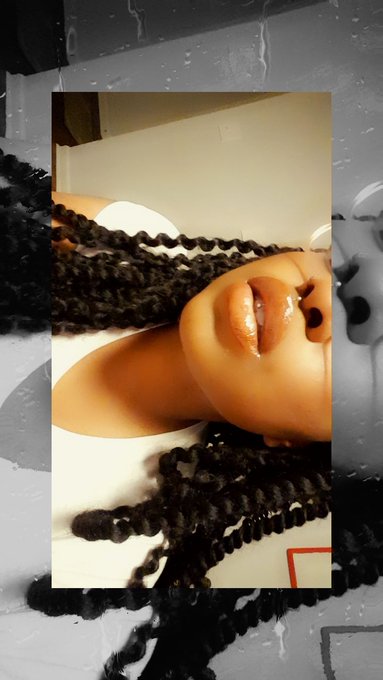 glossy_here_