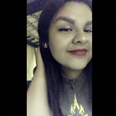 joannaleon35's tweet photo. #NewProfilePic https://t.co/GADJo1aids