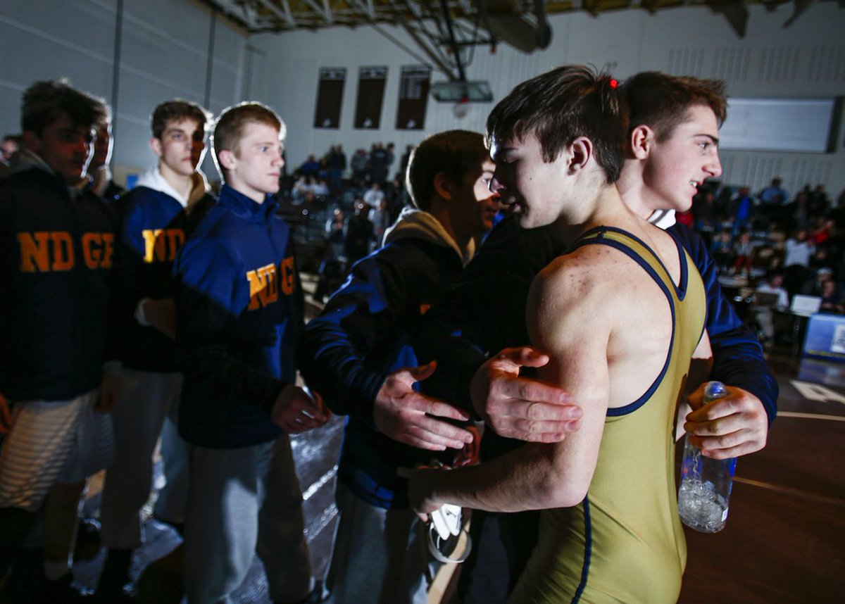 Notre Dame wrestling snaps Saucon Valley’s 7-year Colonial League title streak trib.al/HgWhveI