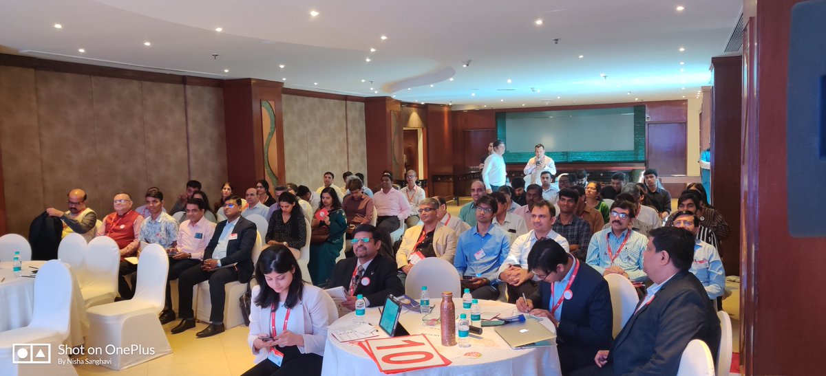 nishsanghavi's tweet photo. We kickstart the First session of Fund managers Open Talk with Anoop Bhaskar of @IDFCMF @winstonnoronha #Anoopbhaskar
#NFP2020 #learningneverends https://t.co/B8HjyPBkj4