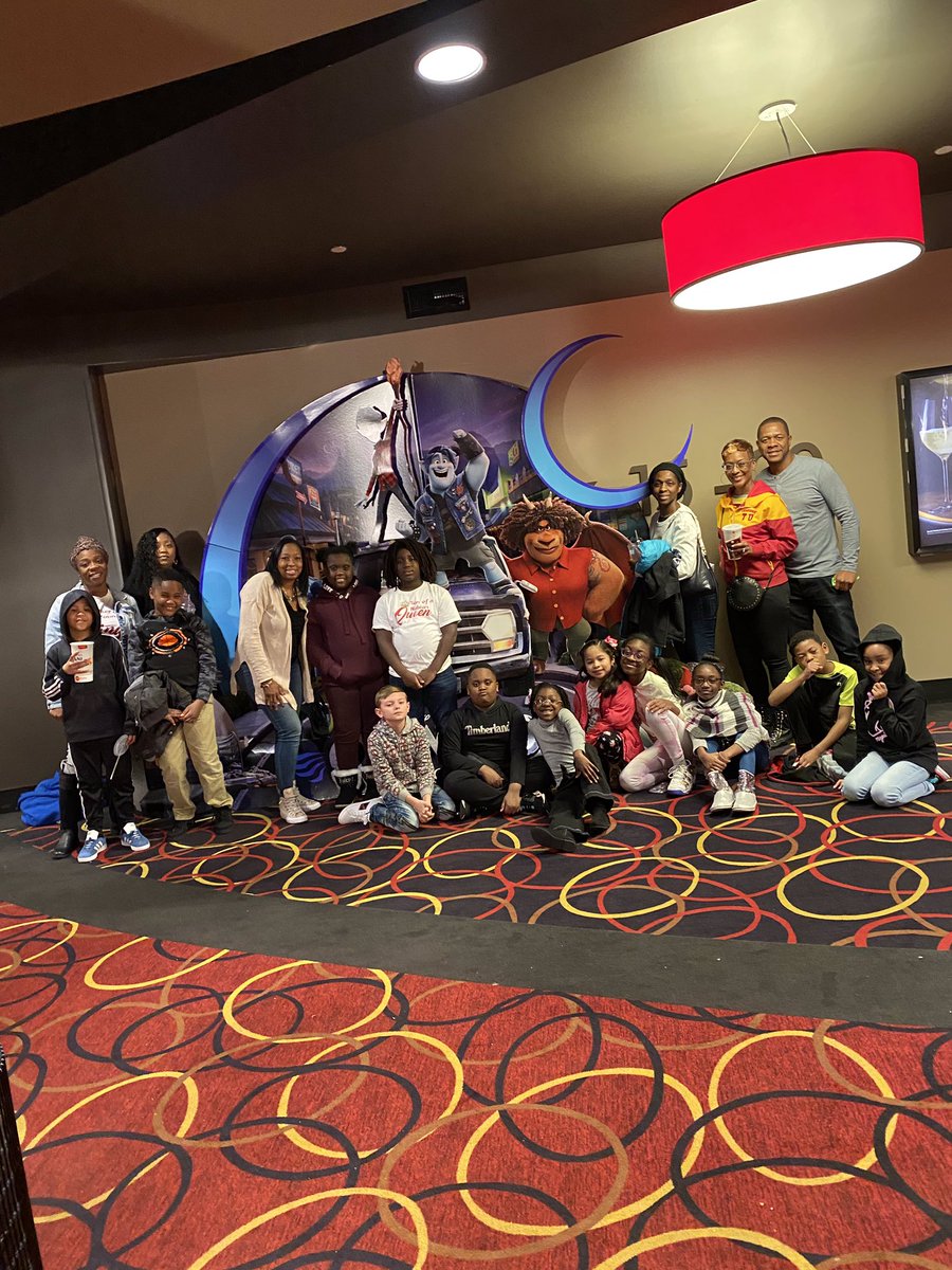 AndreaBlalock4's tweet photo. Had a blast hanging out with my students at the movies Sunday!      #Doolittle #BeyondtheClassroom #ARES_HCS #thirdgraderocks https://t.co/9hvqs6NXcq
