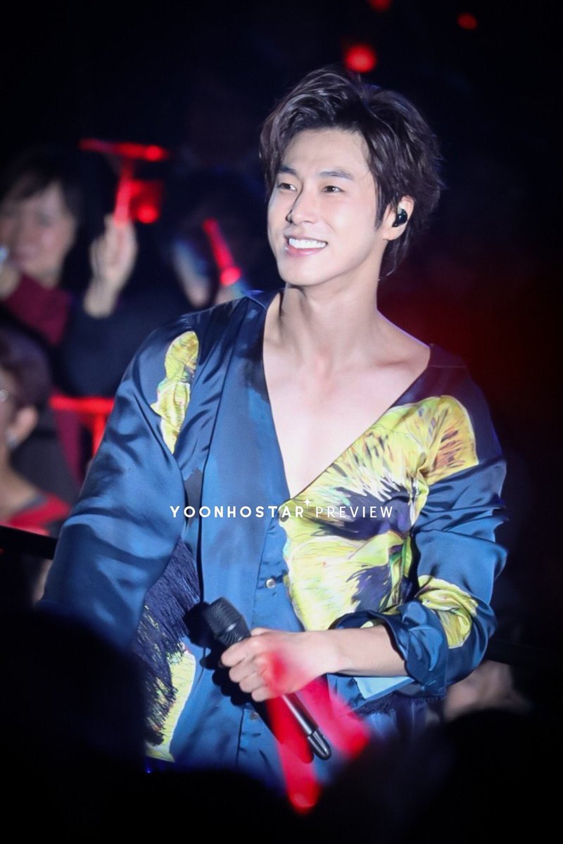 abcnokko's tweet image. これぞ東方神起と言う時に、別の意味で会場に歓声が起こる。ここでユノの見せ場が来ると待ち構えていたスクリーンが...
都度アンケートに書いてきた。曲とのアンバランス。DVDはすぐ閉じた。今回は皆さんと一緒に声を出したい
#avex  #SME JAPAN 
#東方神起LIVETOUR2019_XV 
#DVDマルチアングル希望