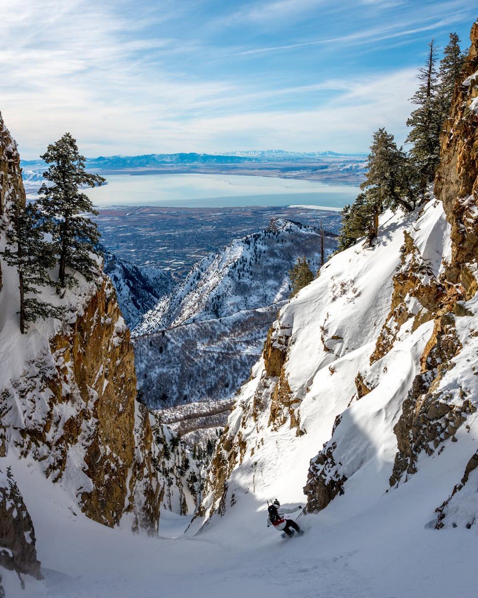 ltdoptics's tweet photo. Travel far. Take down big lines. Live for the hunt. 

#ltdmtnsquad @maxwellJmorrill | #wordstoliveby #splitlife #splitboarding #snowboarding https://t.co/b5OrSXlyZd