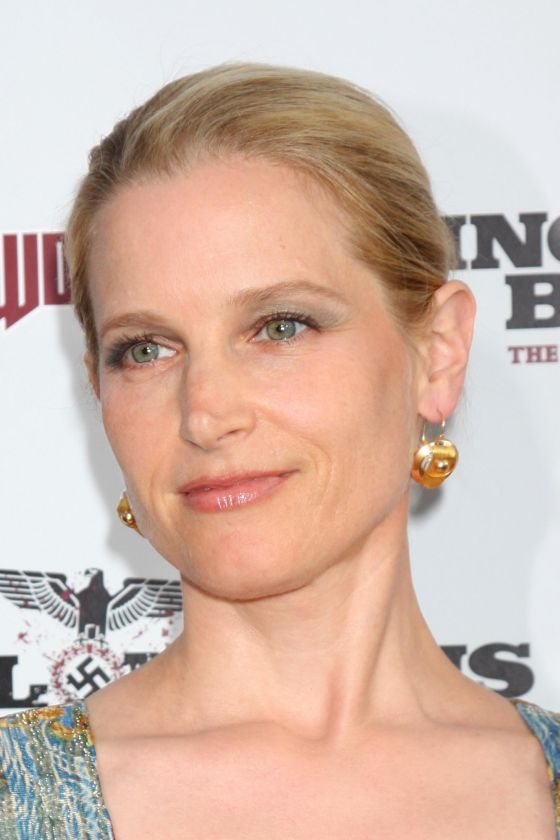 Bridget Fonda, Evil Dead Wiki