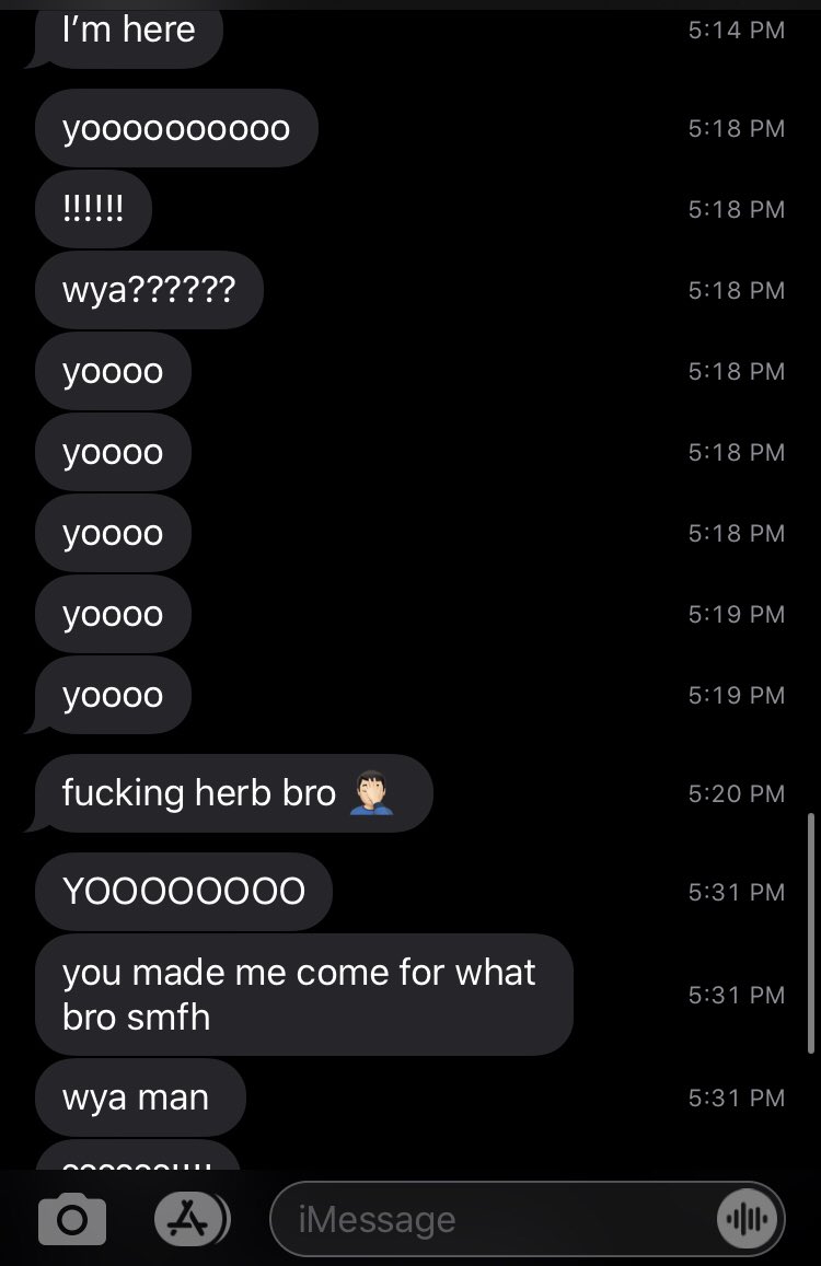reckless_E45's tweet photo. @FRANK_OHSHlT Poor kid 😂😂😂🤣 https://t.co/lN8ohg7Ci5
