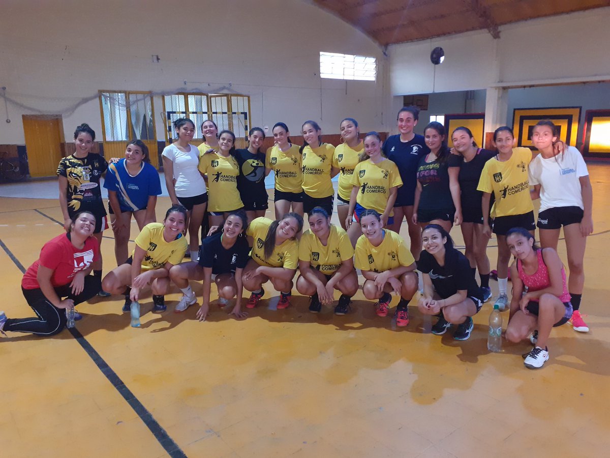 Comenzando la segunda semana de entrenamientos
Vamos Chicas..
HandballComercio2020