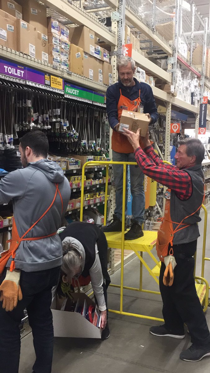 Blitzing supply line bay the Home Depot way #ne proud <a href="/maryanne_stl/">Maryanne St. Laurent</a> <a href="/horibin/">Paul Horibin</a> <a href="/JasonArigoni/">Jason Arigoni</a>