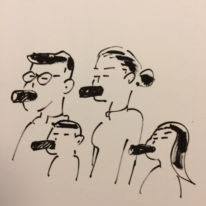 恵方巻食べるときって、こんな感じなんですかね。 