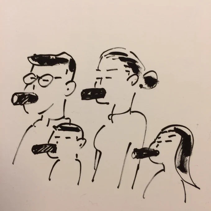 恵方巻食べるときって、こんな感じなんですかね。 
