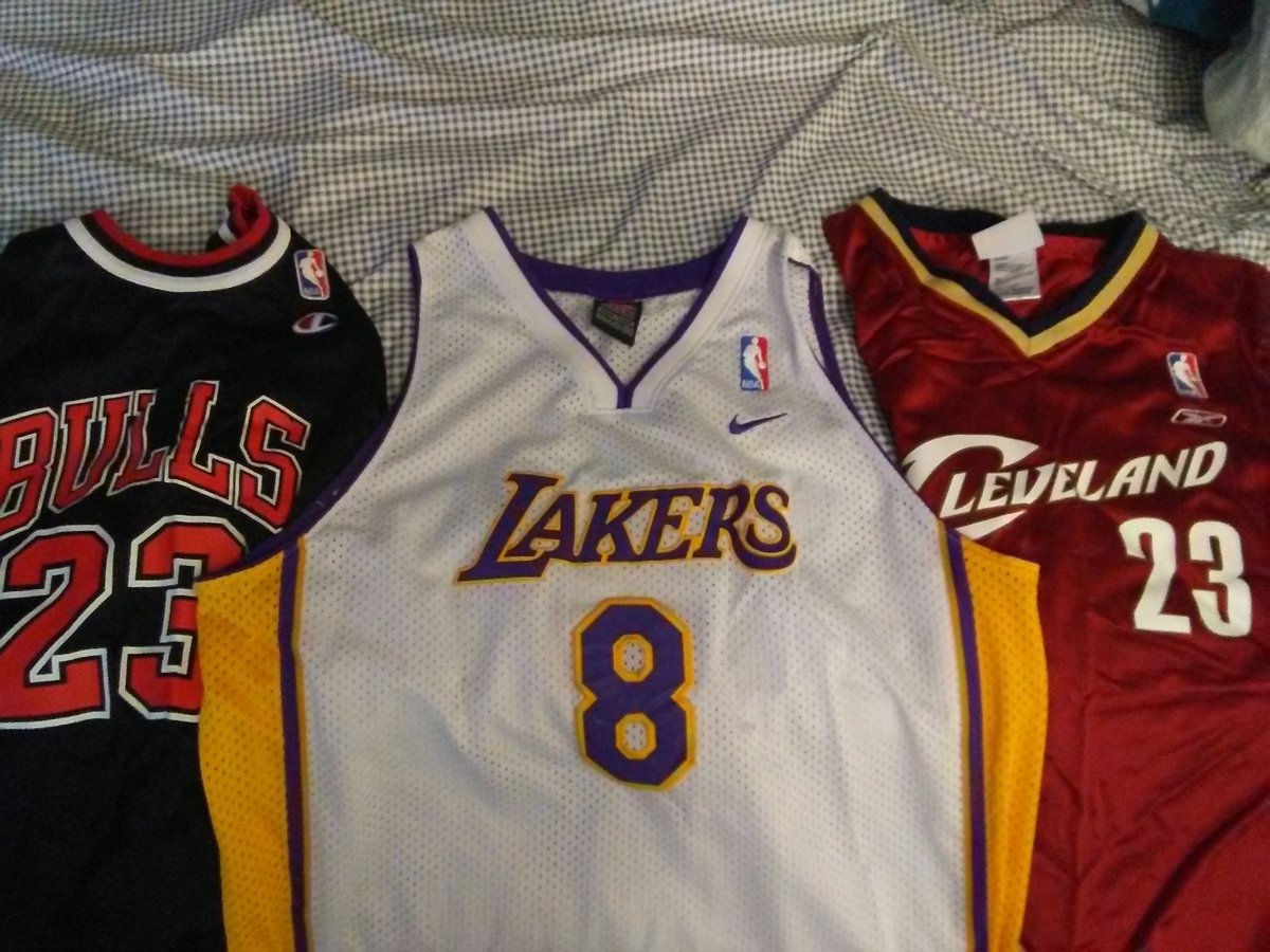 JoshMontague11's tweet photo. Only ever bought 3 nba jerseys as a kid, nuff said https://t.co/FGWPoUt22Z