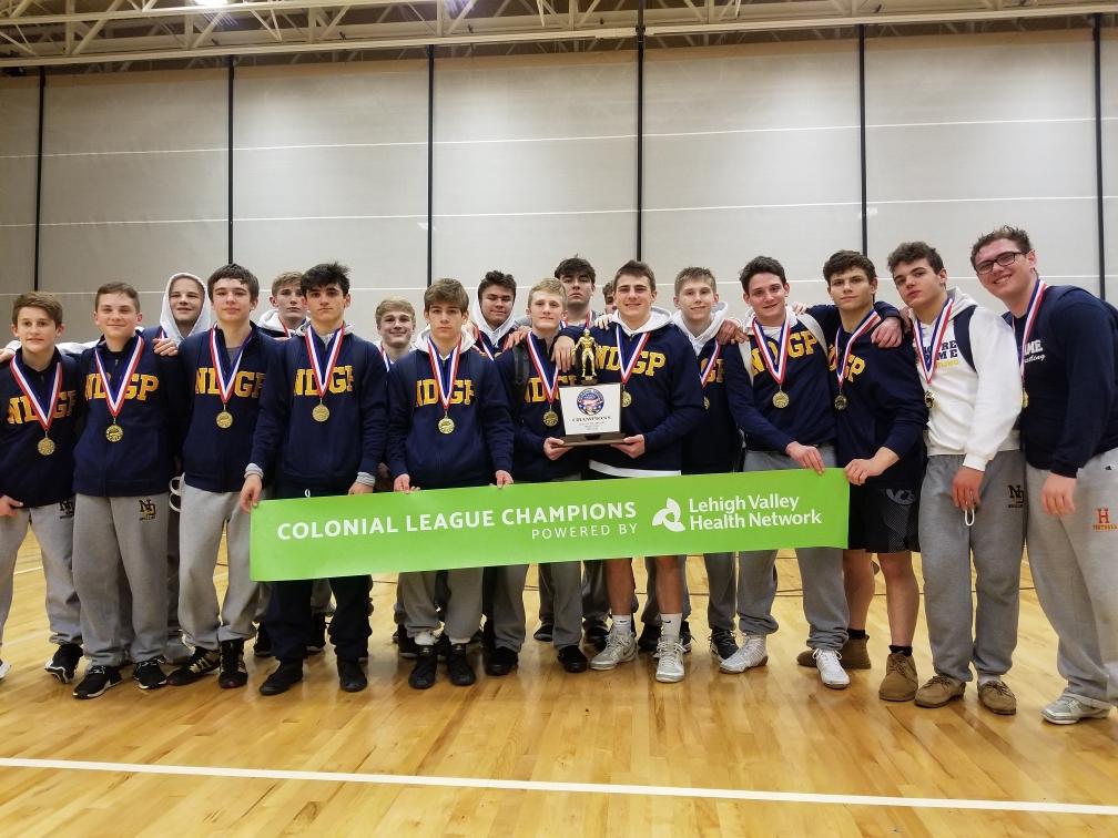 They did it!! Defeating Saucon Valley 41-33. Congratulations to our ND wrestlers and coaches on their Colonial League Championship 💛💙 It’s a great day to be a Crusader!