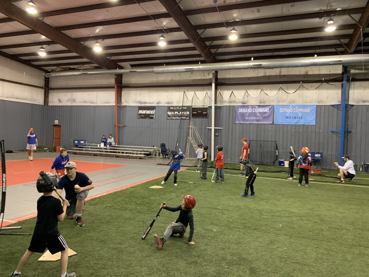 OVBase's tweet photo. Had a great time at our youth hitting camp this evening. Ready for round 2 tomorrow. #OVBase #OneProgram https://t.co/NoXZVePpce