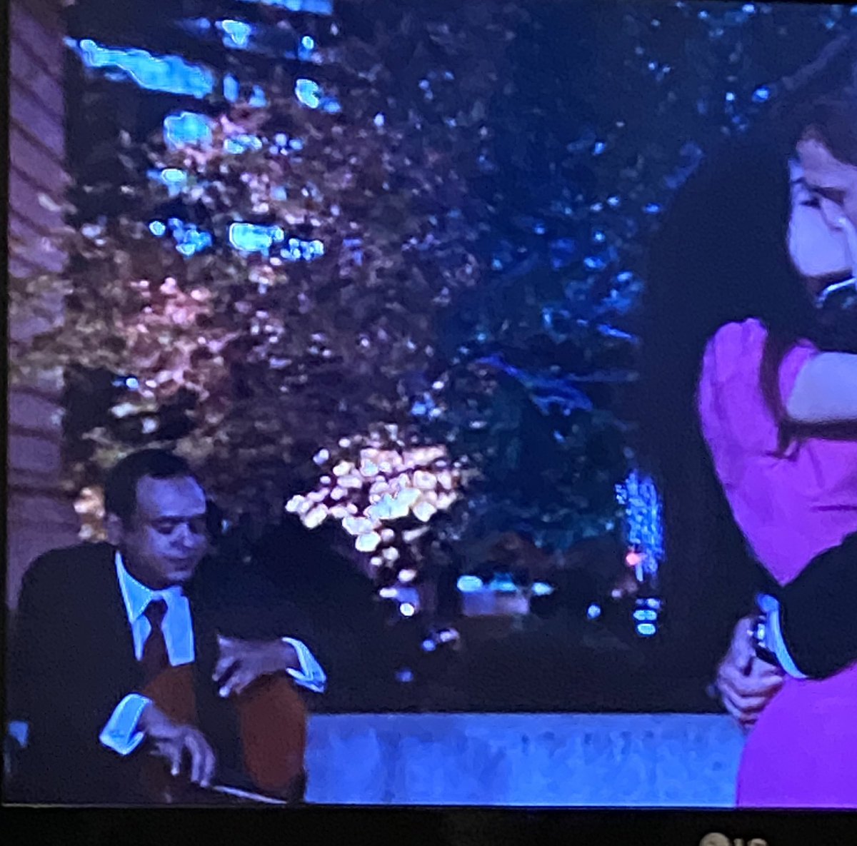 AlexPlusNone's tweet photo. BREAKING: Victoria F dated ANOTHER musician on tonight’s episode #TheBachelor https://t.co/eKoOHdzpKm