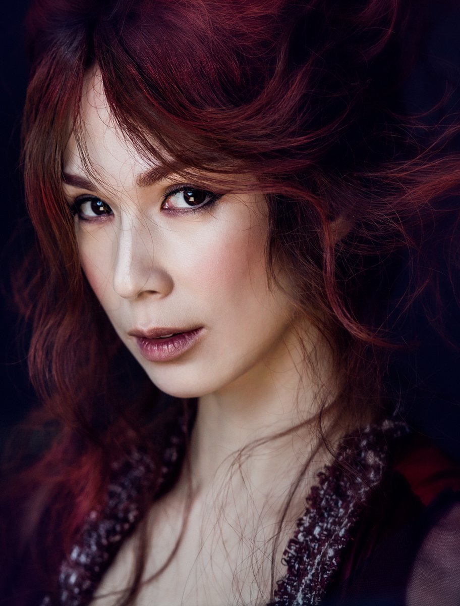 SMTOWNGLOBAL's tweet photo. #스위니토드 #린아, “‘러빗부인’을 만나 행복했다” 마지막 공연 소감
‘러빗부인’ 역으로 열연, 완벽한 가창력과 풍부한 표현력으로 최고의 무대를 만들어내 뜨거운 찬사를 받았던 린아가 뮤지컬 ‘스위니토드’의 마지막 공연을 성황리에 마쳤습니다!
‘뮤지컬 퀸’의 앞으로의 활동도 기대 많이 해주세요! https://t.co/j7axXL0q5Y