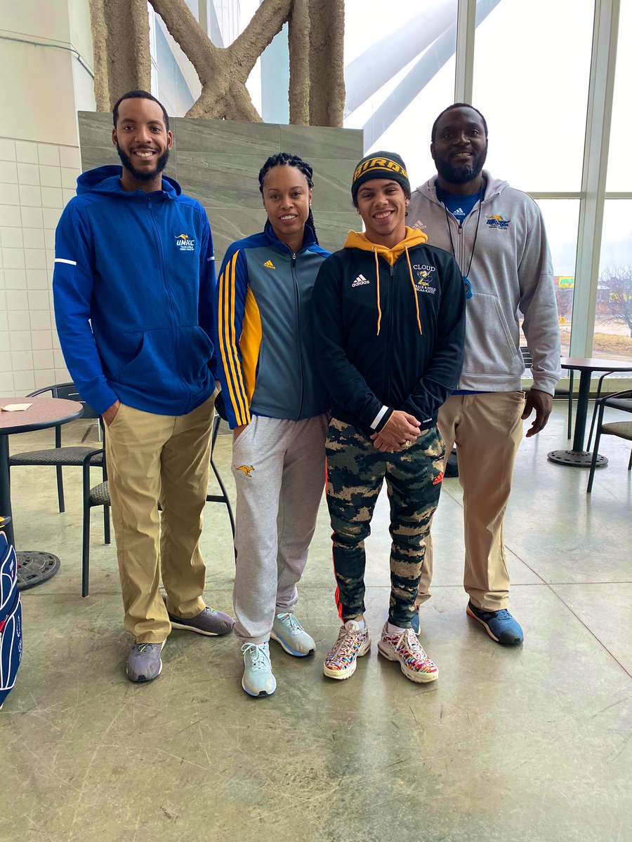groovy_riley's tweet photo. Blessed to have received my first Division I offer from UMKC!! Thank you to the coaches and to the school for inviting me to become an addition to the team and the school. https://t.co/SJvoF7jXzP