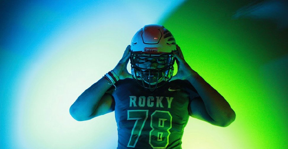 ZhigyF's tweet photo. Had a great weekend up in Montana.  I am blessed to have received an offer to play football at the next level. Thanks for a great visit. @Coach_Stutz @CoachSobieraj @Rocky_Football @RHSTrojanFB https://t.co/yyq3HWacp8