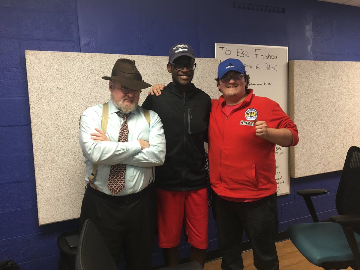 ComedyKings_47's tweet photo. The Only Honorable Mention: 

Former Chief of Staff of Merrimack @jchiavelli. 

He’s been our amazing guest for the past two seasons who gave us so many laughs and memories! Without him, our show wouldn’t be the way it is today.

This One’s For You Chief! 👏🏿

#ContemporaryKings https://t.co/QADF6spKsK