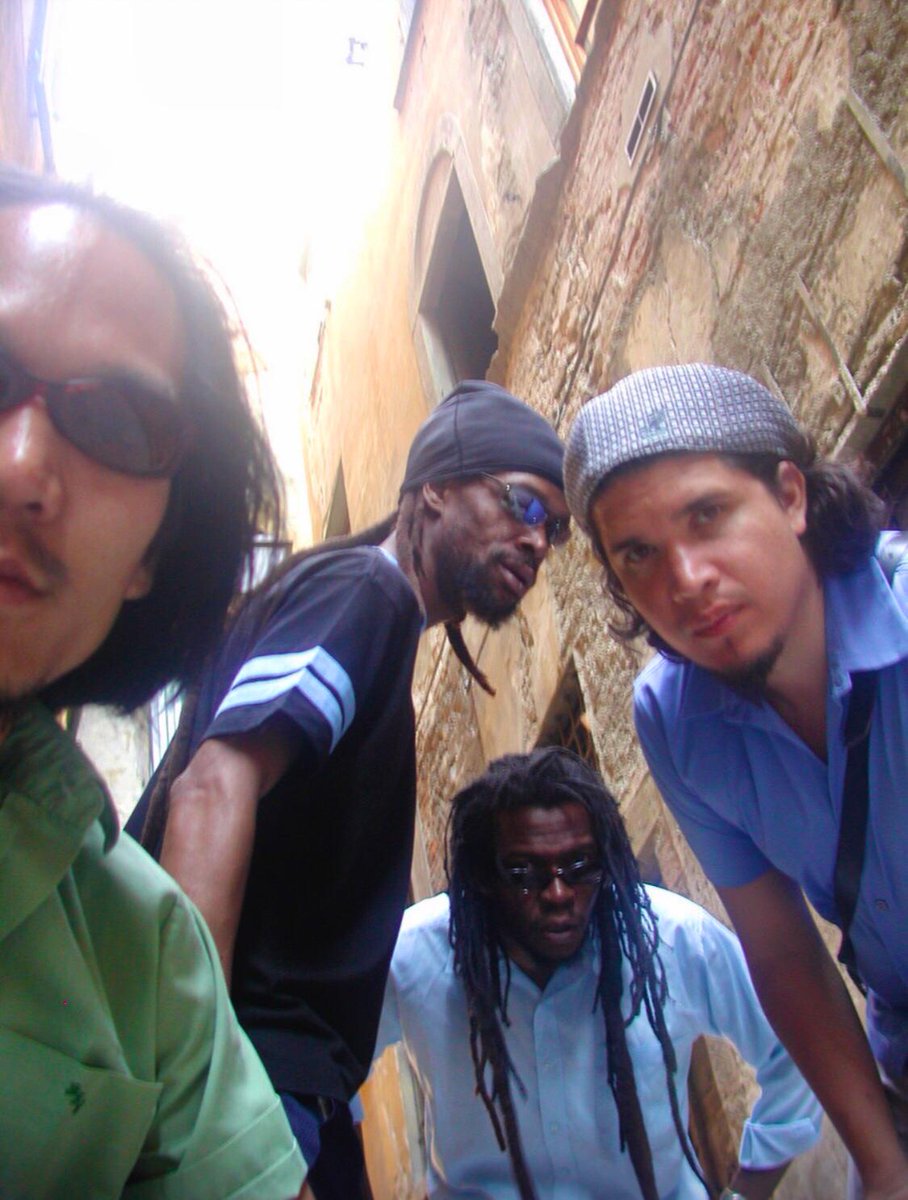 Exploring Florence with @seei and @toolboxdc on the Richest Man in Babylon Tour back in 2003. #tourlife #thieverycorporation