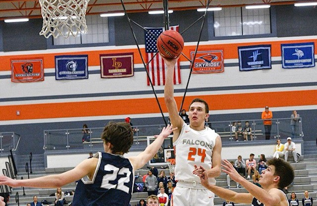 PrepHoopsUT's tweet photo. 24 Class of 2020 Players you Should Know @DallinHHall @DerekSmith03 @Trey_Simms @PetersonKase @TannerKofoed 

https://t.co/i424Xv3tFy https://t.co/rILo2ItupD
