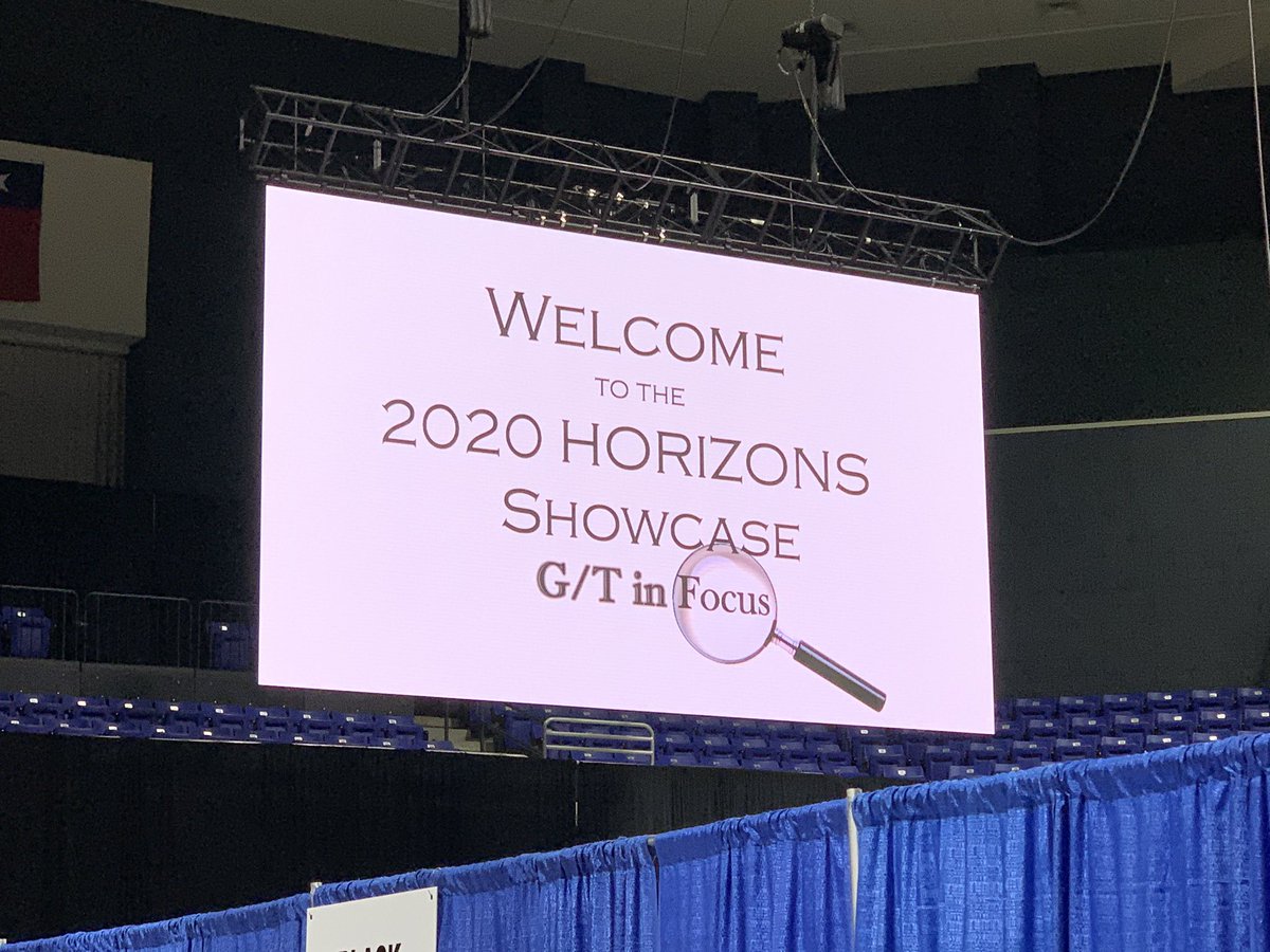 MrsAPetry's tweet photo. @CyFairISD Horizons Showcase was full of so many wonderful, unique, and interesting projects. Super proud of the @CFISDCyLakes students and my daughter! Canโt wait to see where my studentโs research takes us! Congratulations to all! #HorizonsShowcase https://t.co/goPUqNSL1X