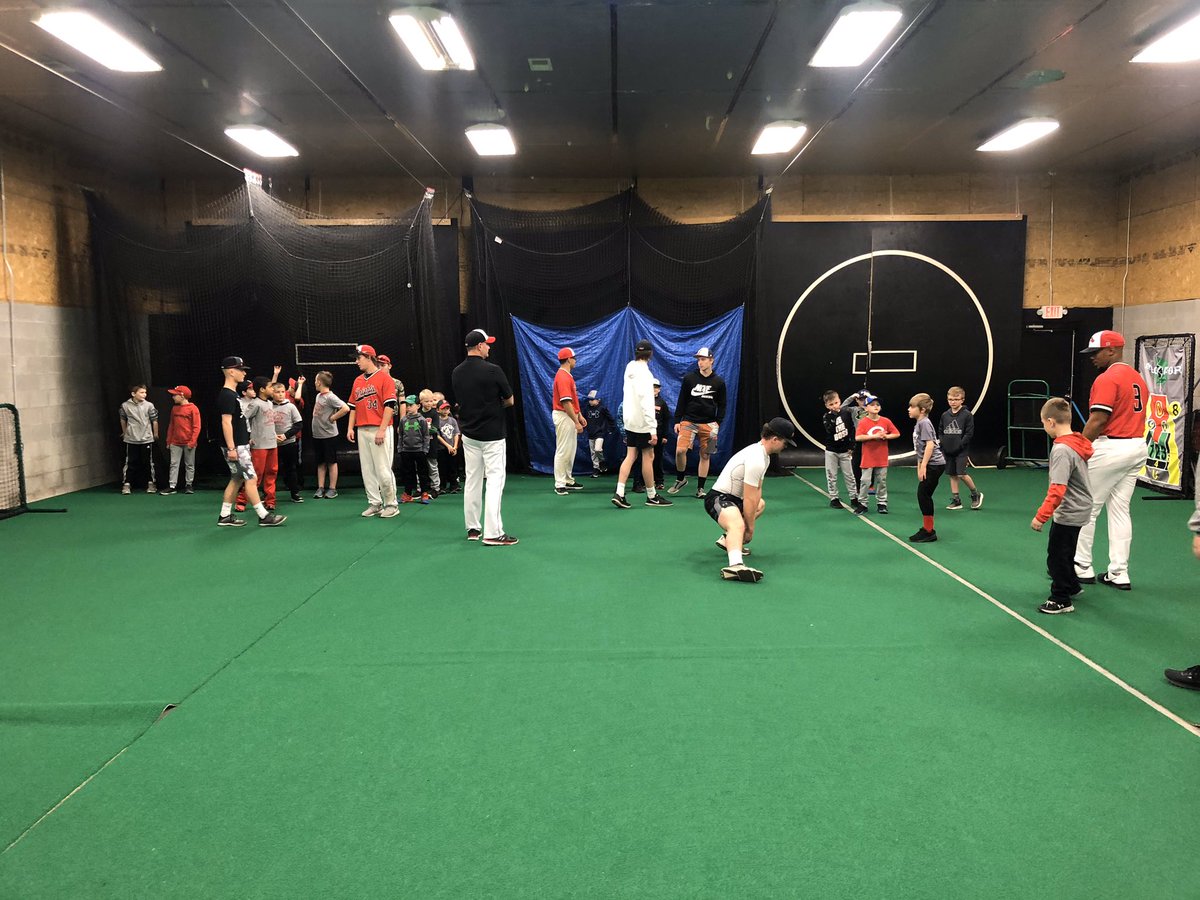 baseball_point's tweet photo. Another great clinic. Thanks KCU Baseball for helping us put it together! #forloveofthegame #buildingbaseball https://t.co/SCzQESW34O