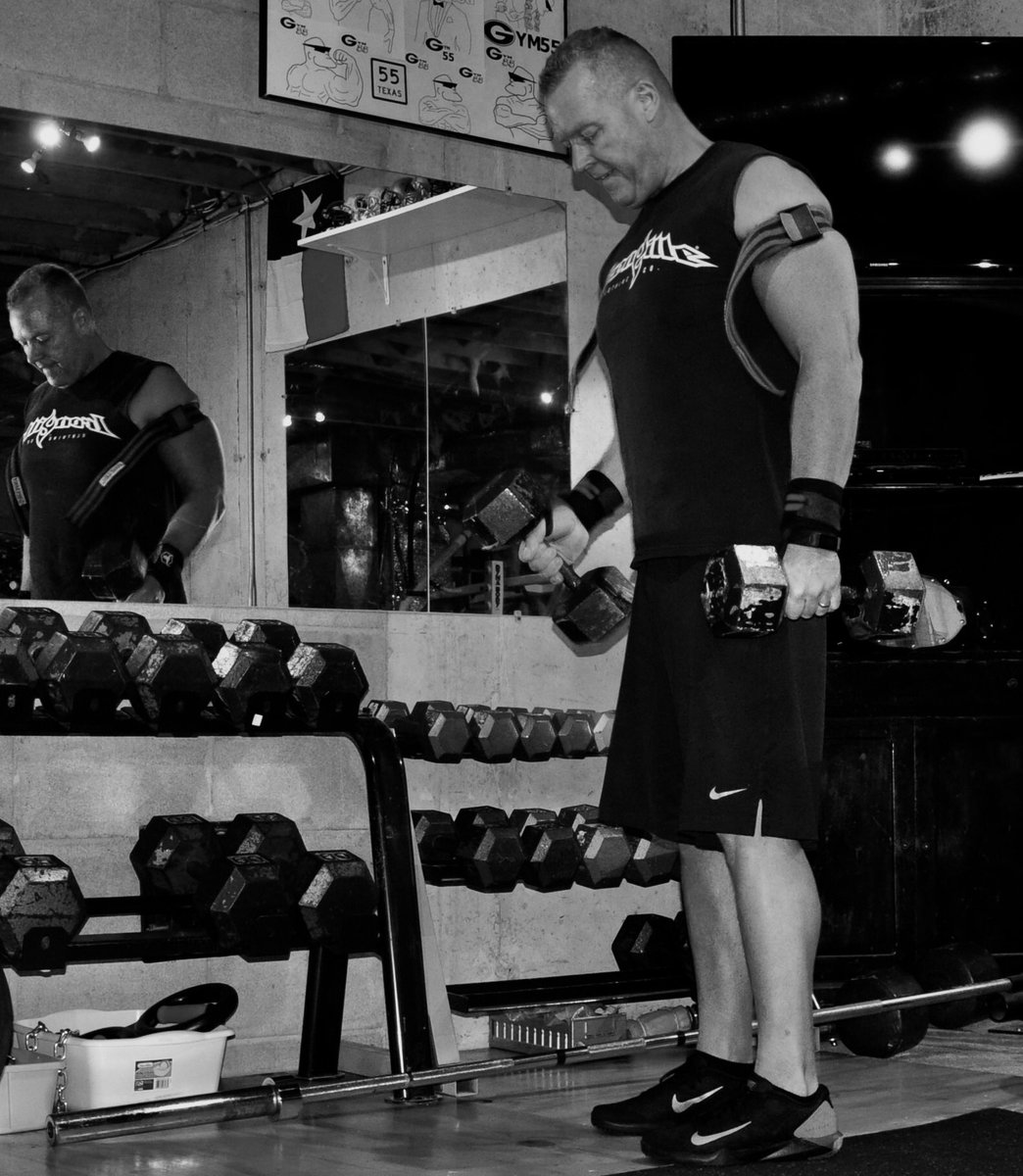 gym55gtown's tweet photo. #runtherack at #GYM5️⃣5️⃣ .... #nodaysoff for Father #gainz 👍 https://t.co/ALoWe4Bsfp
