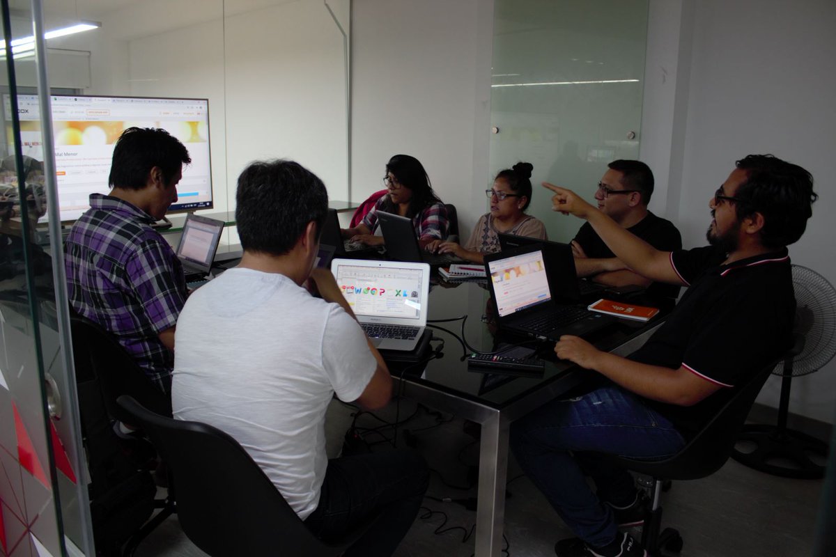 luenmendoza's tweet image. Empezamos el Taller de #Podcast en #ProDigi. Gracias por la invitación.