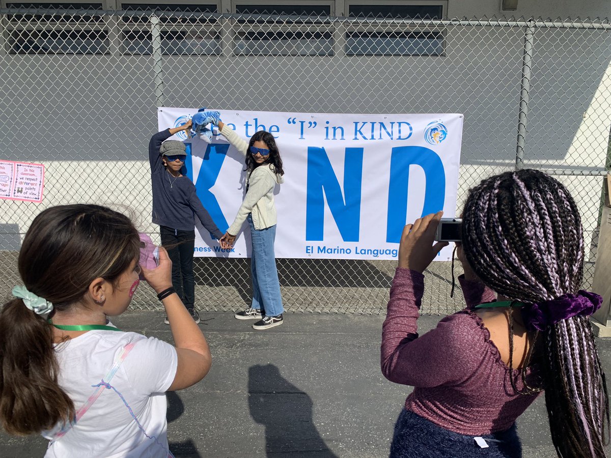 counseloramybcd's tweet photo. #GreatKindnessChallenge is finally here! Kindness Pod leaders greeted students in the morning with smiles, facilitated kindness stations at recess and took photos at our “Be the I in KIND” photo booth! Also, we made a special tribute to @kobebryant #CulverPride #KindnessMatters https://t.co/0Fu2F7QkCO