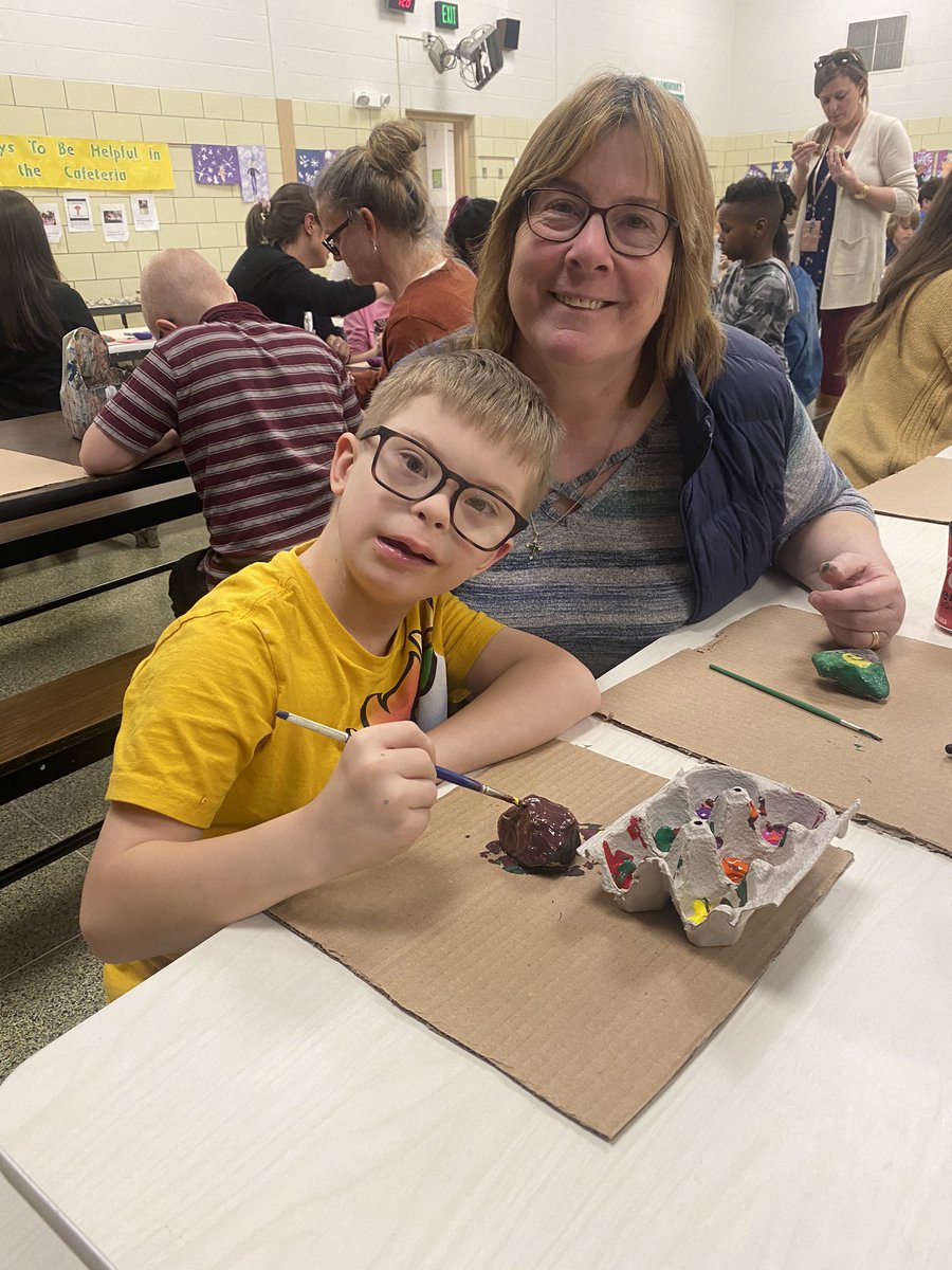 MsStilling's tweet photo. @PineGrove_BCPS has the best mentors and students! Thank you to all who made the first @PineGrovePanda event of the year a success! https://t.co/xgQLYWVH9S