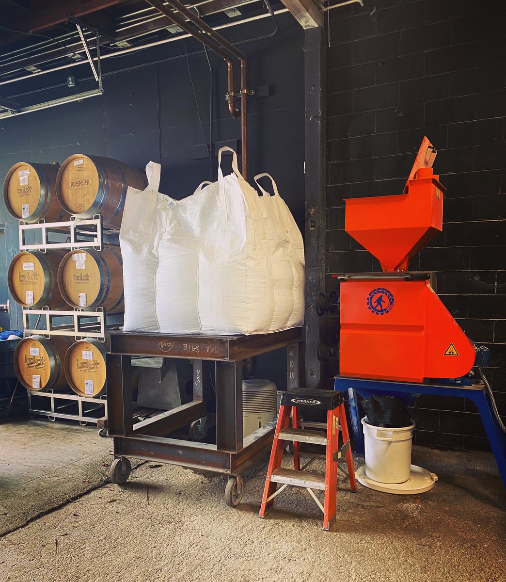 Alchemydist's tweet image. This girl is back at work! #booyah it’s been threeeee lonnggggg months so today was very exciting.  Hand scooped/milled 1,500 lb of organic rye today with lots of patience &amp;amp; creativity. My PT would be proud @MaltHandling