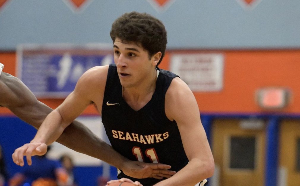 NewsdayHSsports's tweet photo. Kip Dallaris nets 33 to put Cold Spring Harbor back in the win column: https://t.co/9PzQJKGgJK | @RogRubin https://t.co/TBb8RwjhHG