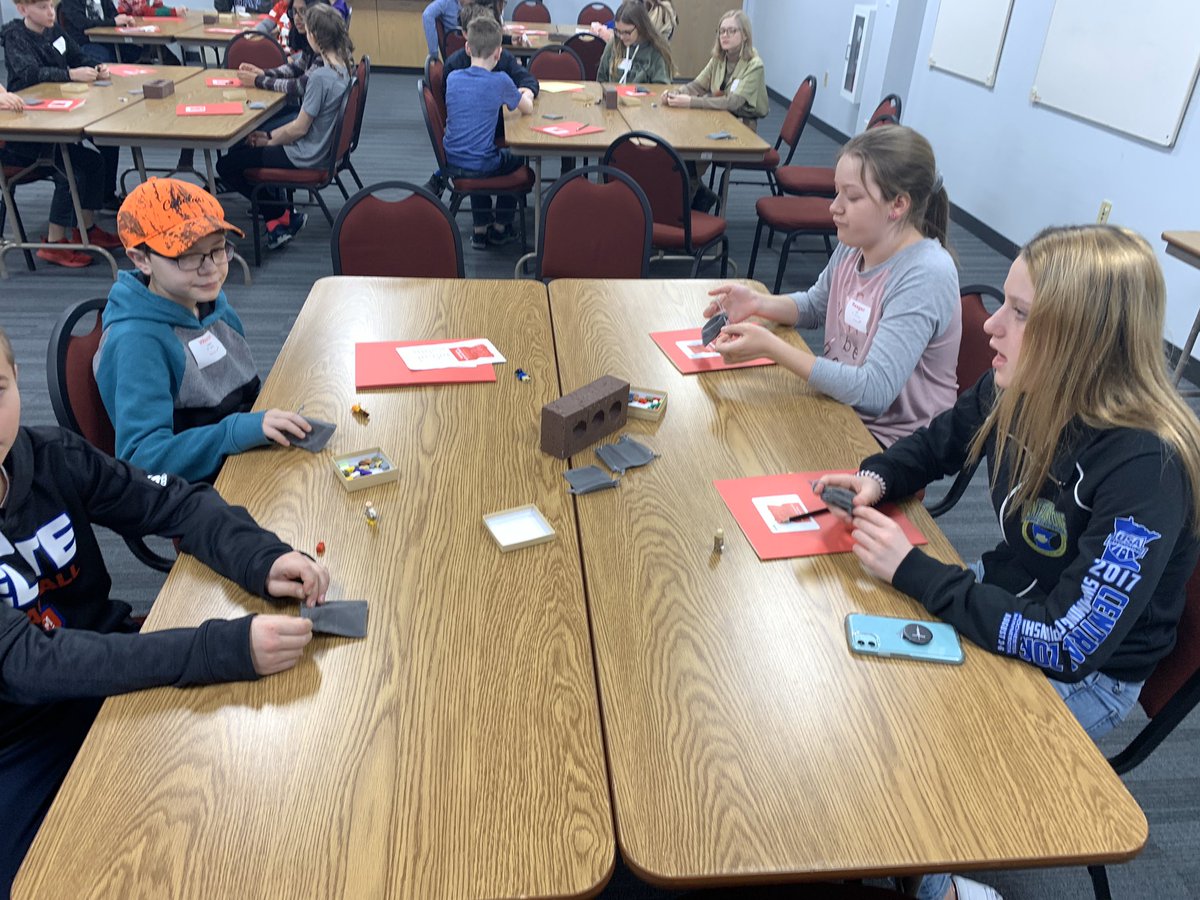 corriesuhr tweet media