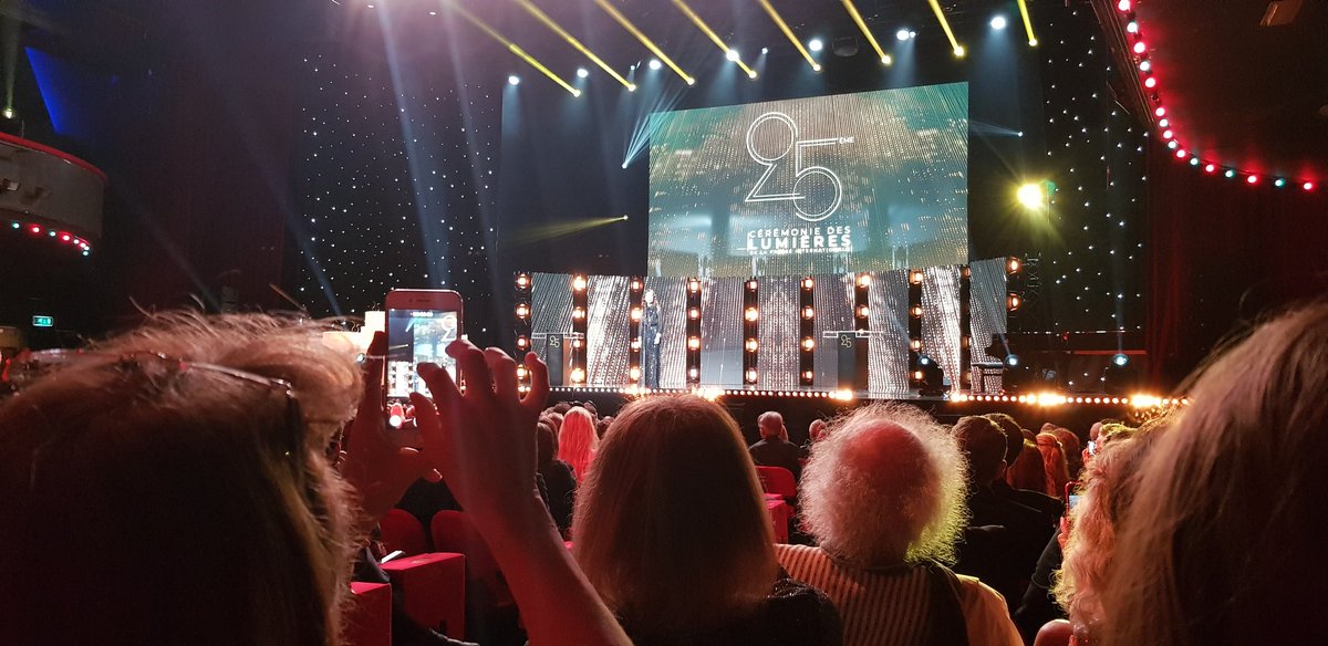 Mon best-of des 25è @prixlumieres à l’@OLYMPIAHALL? Le discours inspiré de Jeanne Balibar en femme libre, la robe de star d'@huppert_films, l'amour du cinéma de la présidente #LisaNesselson, la classe de la maîtresse de cérémonie @GiordanoIsabel & des lauréats. Merci @anne_guimet