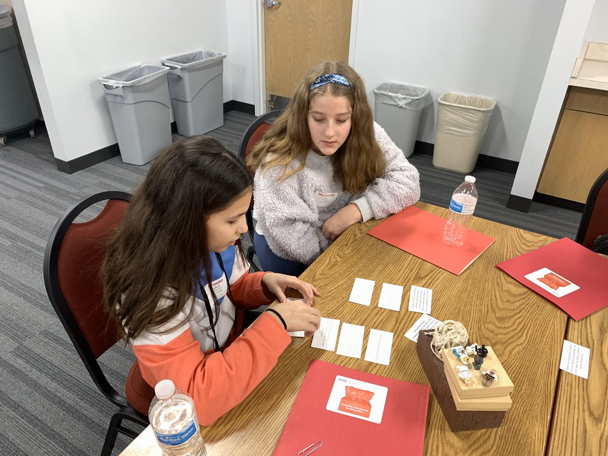 corriesuhr tweet media