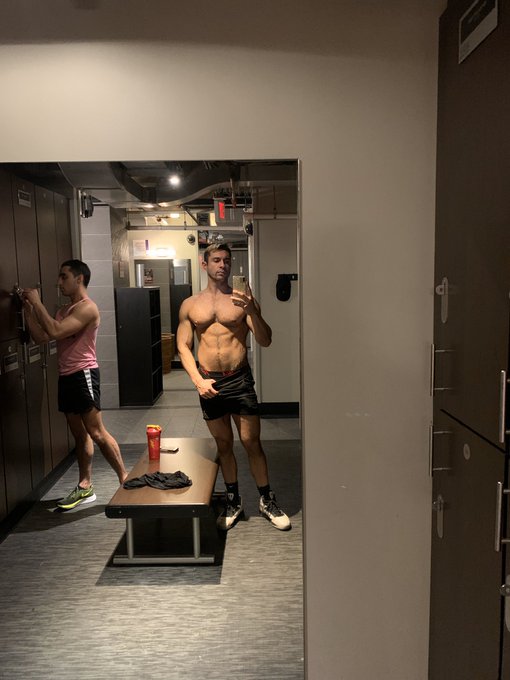 Boy you make me make bad decisions https://t.co/0YZ9hlK0aQ<a href="/tag/newprofilepic"class="tags"><span>#newprofilepic</span></a>