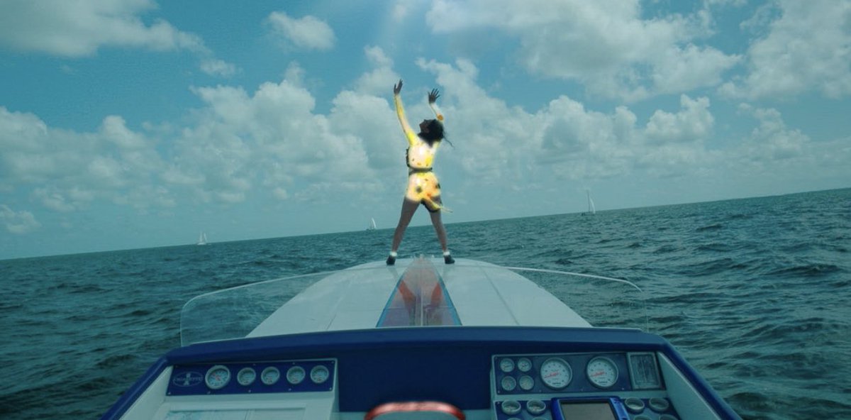 #Omniboat is indescribable and for me it was wonderful in the most pretentious, dramatic, wild, and crazy ride. It’s truly the oddest thing I’ve ever seen. #Sundance