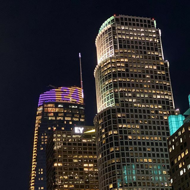 UrbanMedLA's tweet photo. DTLA honoring the loss of Kobe Bryant tonight. Mamba forever 💛💜
.
.
.
📷 @chadstrife
.
#LAL #24 #8 https://t.co/1vAniDNCIt https://t.co/6d2t3DPyQv