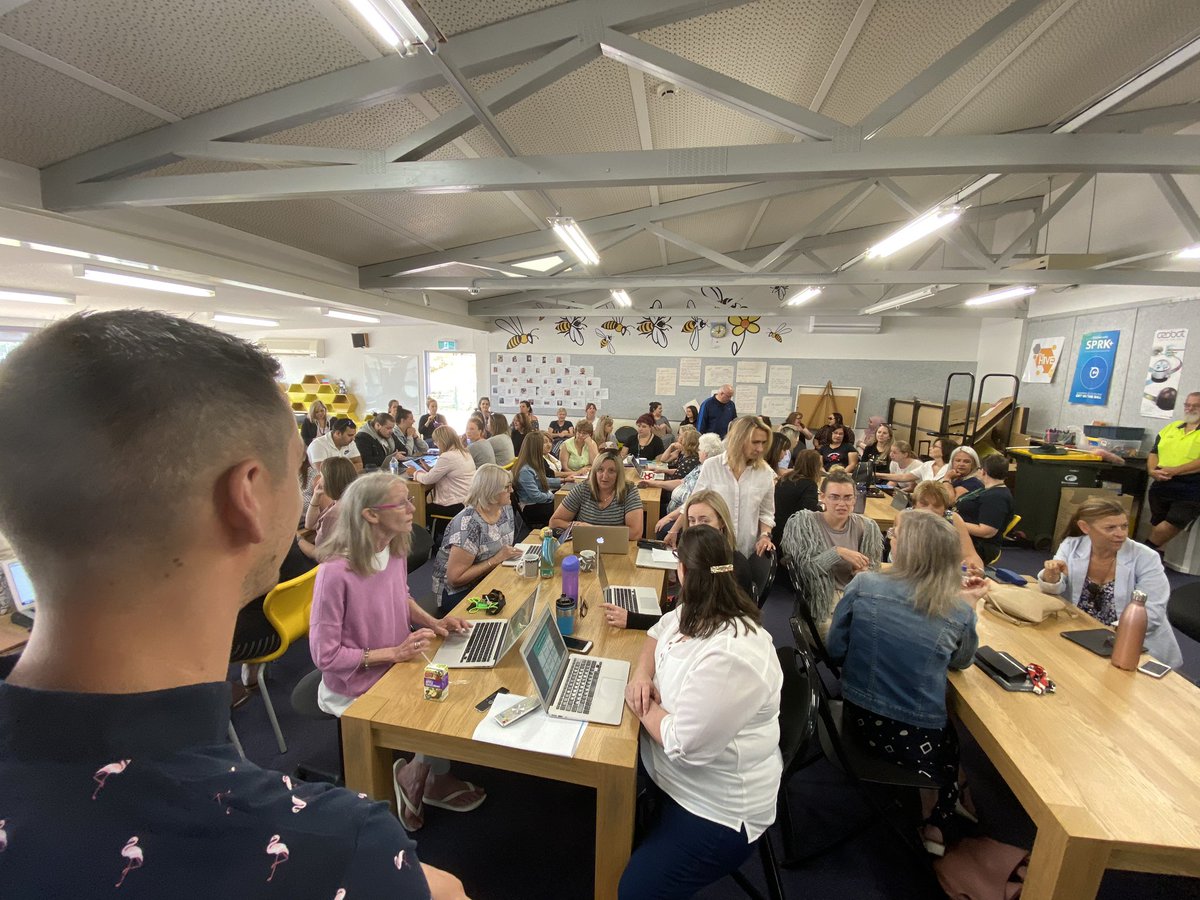 phillcristofaro's tweet photo. Day 1, 2020 of empowering every learner with the means to engineer their own future @ #MackellarPS #AppleDistinguishedSchool https://t.co/YgfGQpPm39