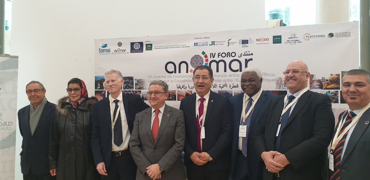 EnricMillo's tweet photo. En la inauguración del IV Foro AN-MAR (Andalucia-Marruecos), en la fundación @FunTresCulturas , para la cooperación entre Africa y Europa. Una prioridad de la agenda internacional Andaluza y en la consecución de los objetivos de desarrollo sostenible. https://t.co/5aISXNzYxj