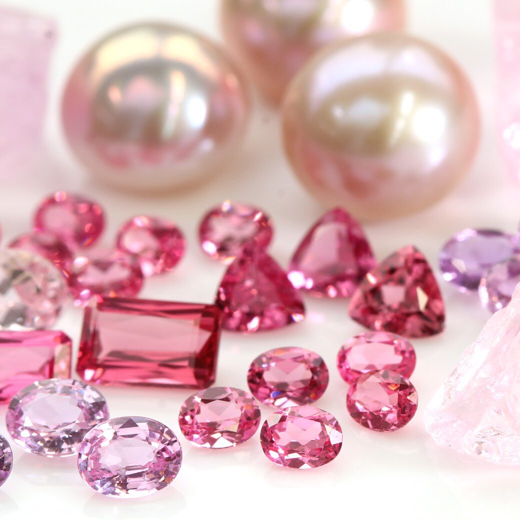 Bizoux ビズー 公式 桜色の宝石図鑑 ピンクダイヤモンドに桜色ガーネット ローズクオーツ ピンクトルマリン 桜にちなんで ビズーが扱う16種類のピンクの宝石 を集めました 甘くて愛らしい 美しいピンク色の宝石をご覧ください T Co