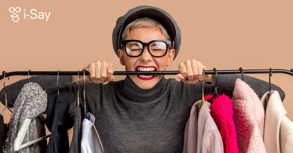 What's one fashion trend you just can't understand? 🧦👡👒 Tell us in the comments 👇👇👇
