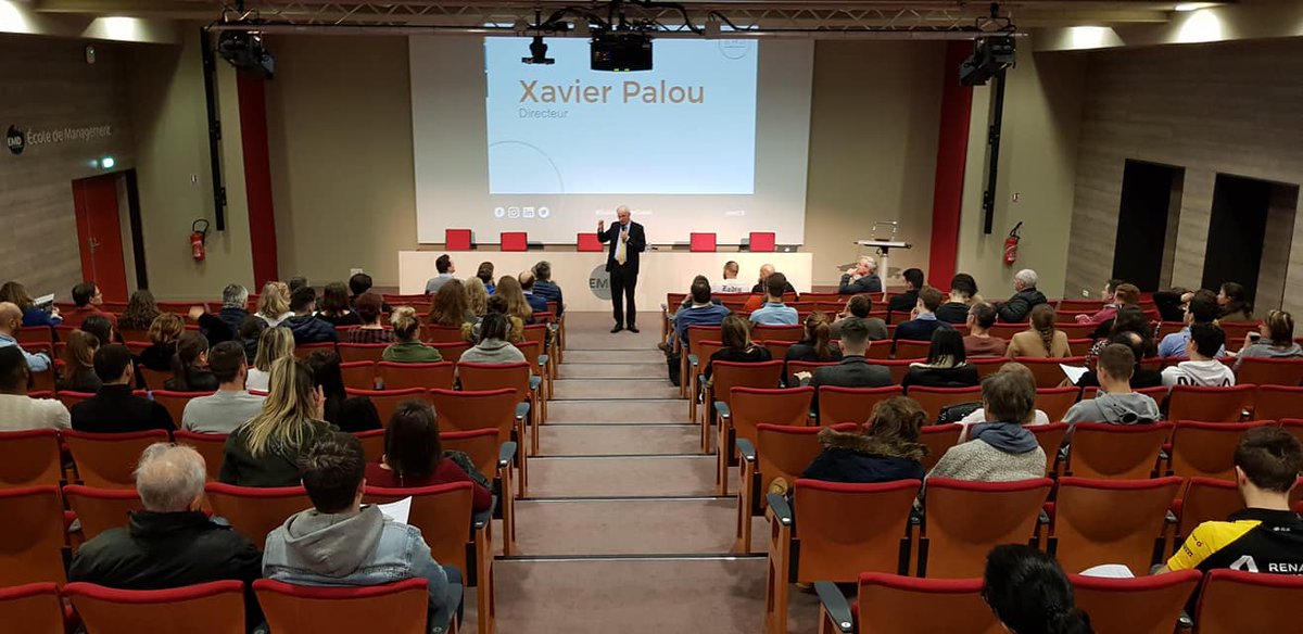 [JOURNÉE PORTES OUVERTES]

Toujours plus de membres de la team #BusinessForGood pour cette deuxième journée portes ouvertes de l’année.

Prochaine JPO : SAMEDI 8 FÉVRIER de 14h30 à 17h30
Inscription : emd-management.fr/admissions/