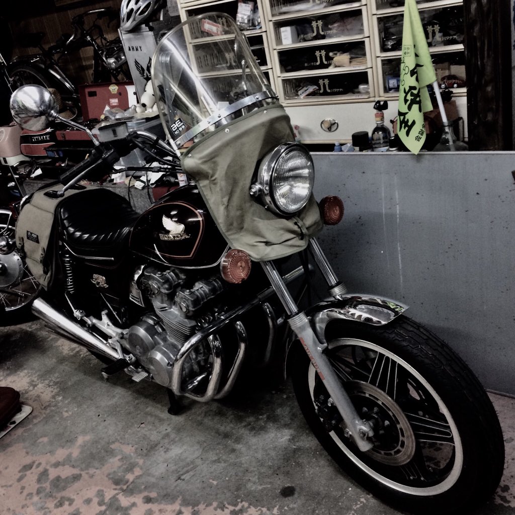88Akita_iK111's tweet photo. やっぱす…こっちだ✌️ #rc04 #cb750c  #秋風会 #旭風防 #立花 https://t.co/c9Y0v4mZ1Y