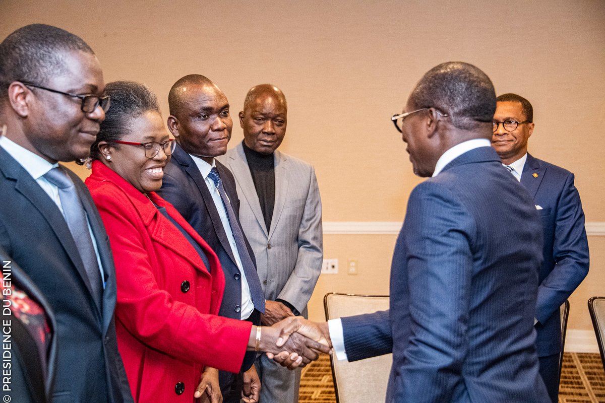 🇧🇯🇺🇸 #BeninDiplomatie #VoyagePrBenin :
Le #PrBenin #PatriceTalon a échangé avec les béninois de la diaspora à Washington.
Avec eux, il a passé en revue les avancées du programme d'actions de son gouvernement et exposé les prochaines réalisations en cours de mise en œuvre.