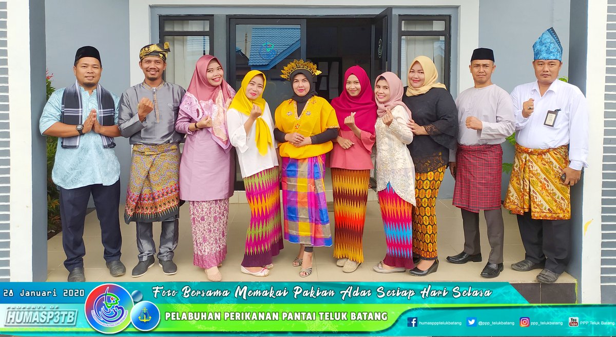 ppp_telukbatang's tweet photo. Teluk Batang, 28/01/2020
Halo #Perikananlover..Semoga hari ini kita sehat selalu ya....
PPP Teluk Batang, akan terus berusaha melengkapi pakaian adat lho... untuk melaksanakan apa yang telah di instruksikan setiap hari Selasa.
Yuk.. lihat keseruannya.. https://t.co/xYIfQqJWFj