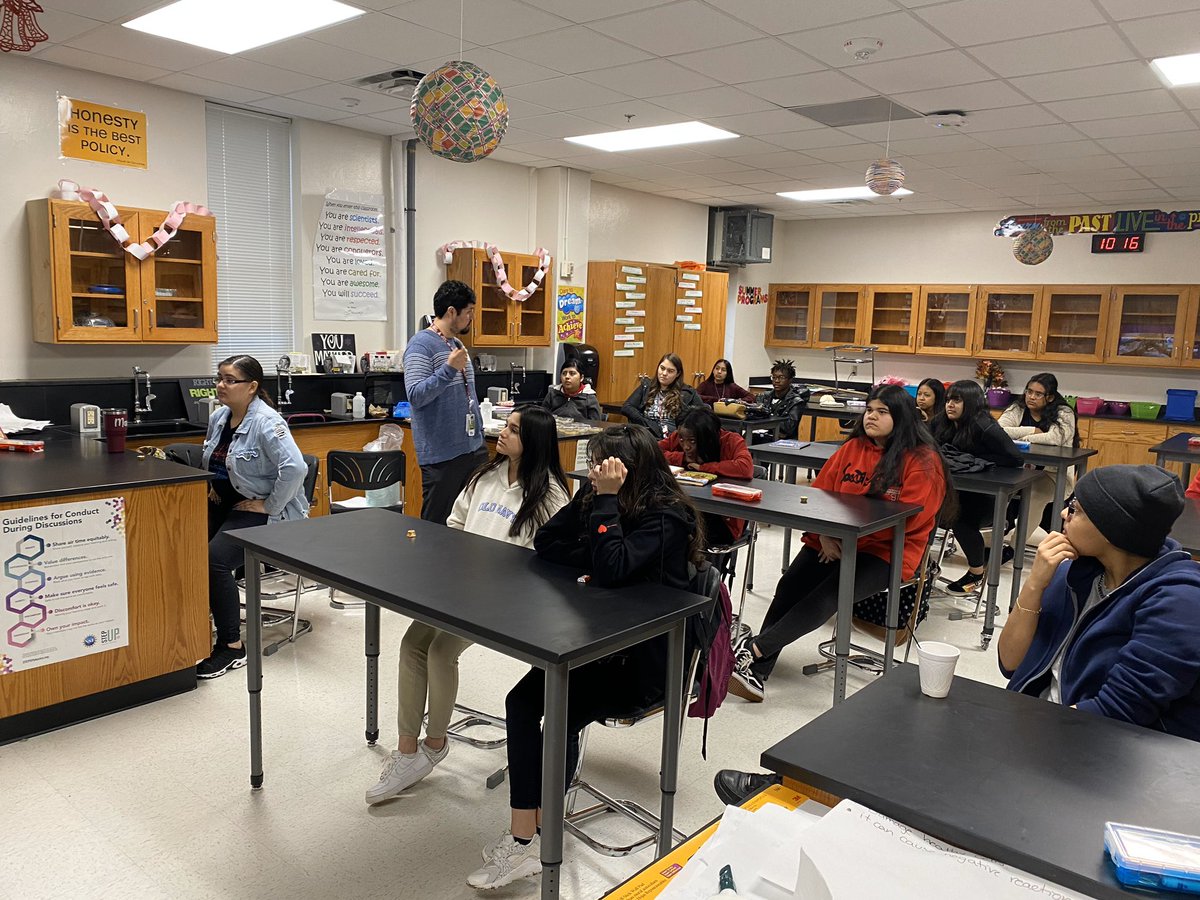 Guest Speaker on Nursing as a Career to AOHS Juniors!