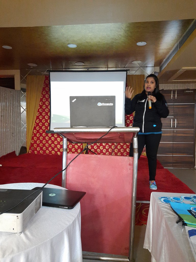 cloudanalogy's tweet photo. ✨⭐Dreamforce Global Gatherings @FaridabadWit and @india_b2b event was a huge success. Incredible experience listening to info-packed sessions on #salesforcedatamask, #spring20release, and #lightningfullsandboxes delivered by elite speakers. 👍💫
#dreamforce #globalgathering https://t.co/kaK7SGudjk