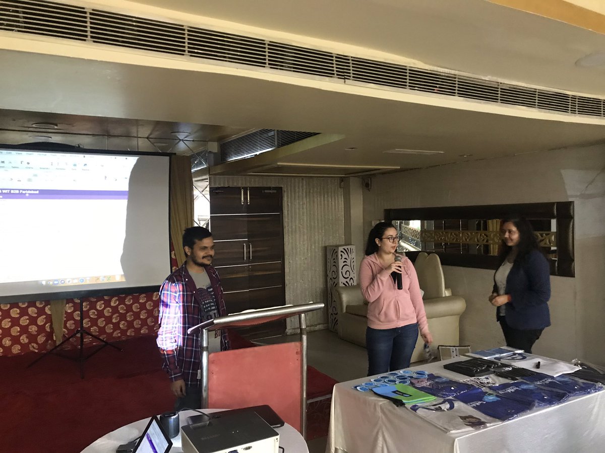 cloudanalogy's tweet photo. ✨⭐Dreamforce Global Gatherings @FaridabadWit and @india_b2b event was a huge success. Incredible experience listening to info-packed sessions on #salesforcedatamask, #spring20release, and #lightningfullsandboxes delivered by elite speakers. 👍💫
#dreamforce #globalgathering https://t.co/kaK7SGudjk
