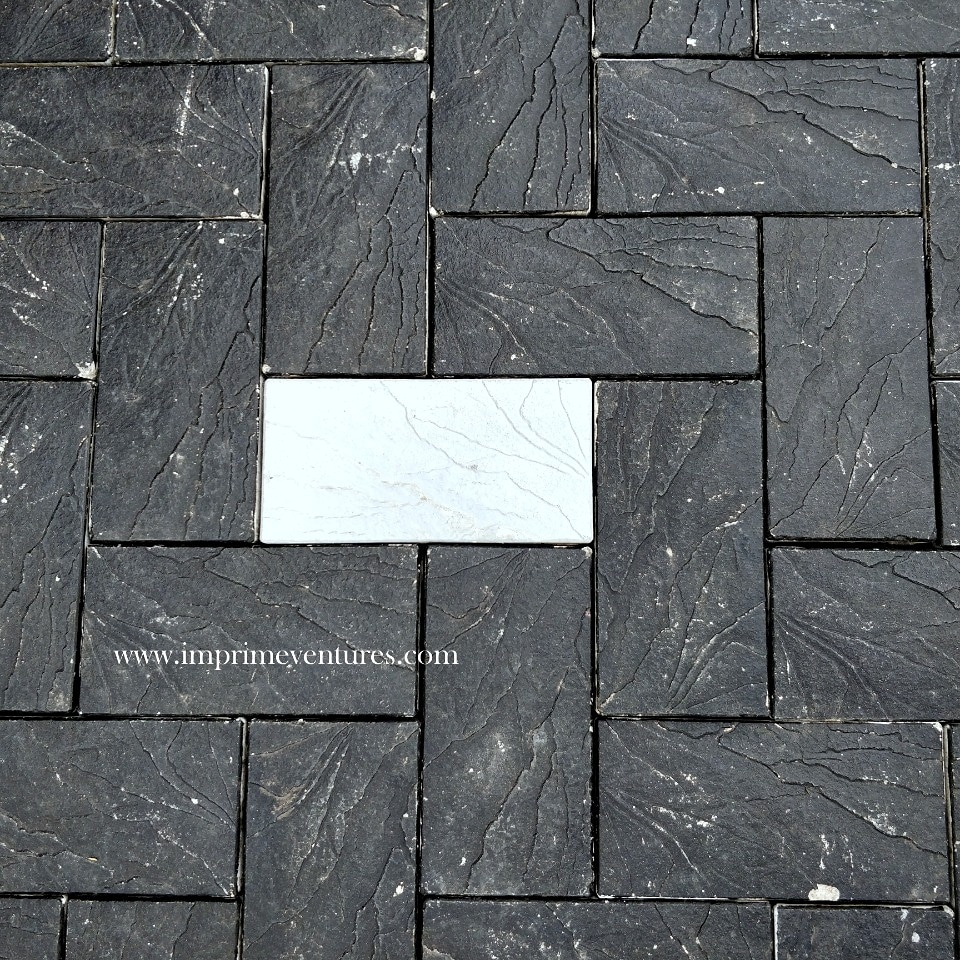 ImprimeVentures's tweet image. #pvcmould #pvcmachines #paver #paverdeck #parkingtiles