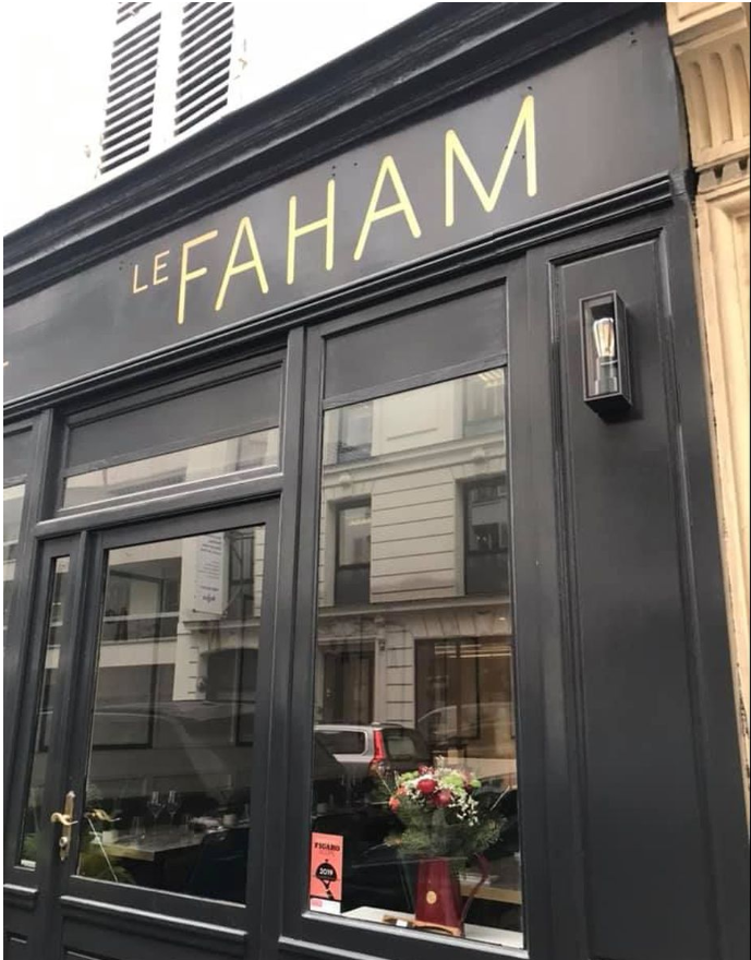 ReunionTourisme's tweet photo. Félicitations à @kellyrangama !

⭐La cheffe réunionnaise du restaurant #LeFaham à Paris décroche sa première étoile au #GuideMichelin !⭐

Une belle distinction pour la jeune femme qui a à cœur de mettre en avant les saveurs de son île.🇷🇪 https://t.co/zkdSxrlhz2